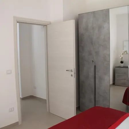 Salento Bit House - Shiba Inu Лечче